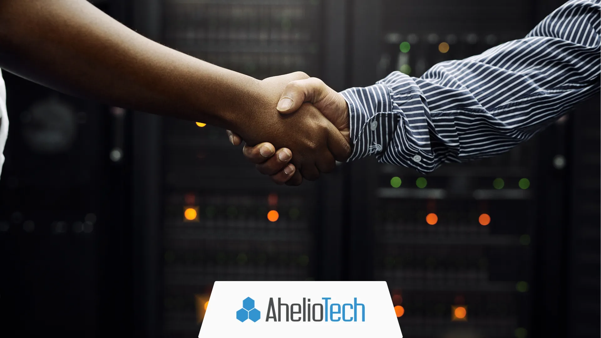 Outsource Smart, Grow Fast The Hidden Benefits and Risks of IT Outsourcing Outsource Smart, Grow Fast The Hidden Benefits and Risks of IT Outsourcing